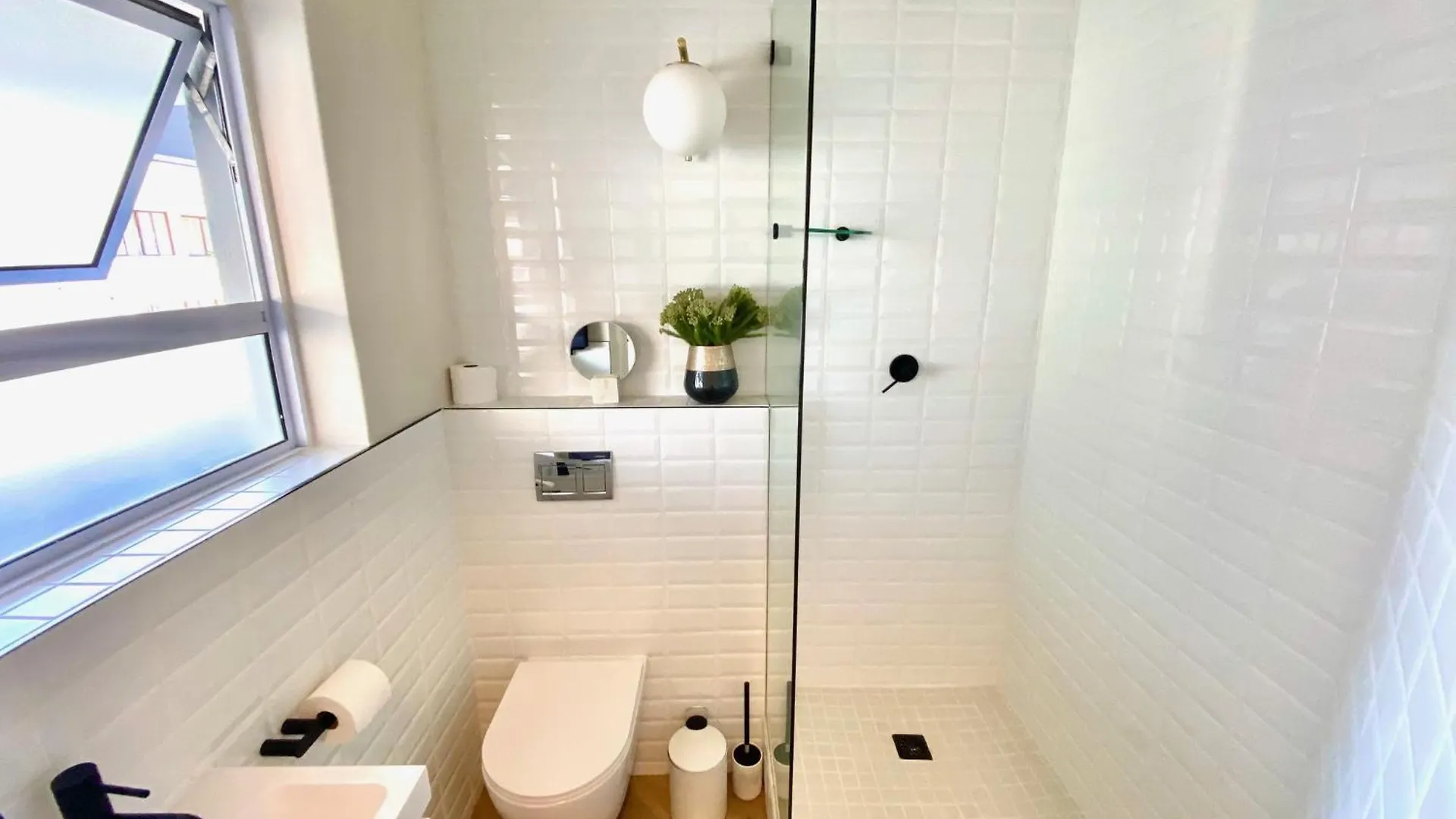 Lido Beachfront Apartment Sea Point Cape Town