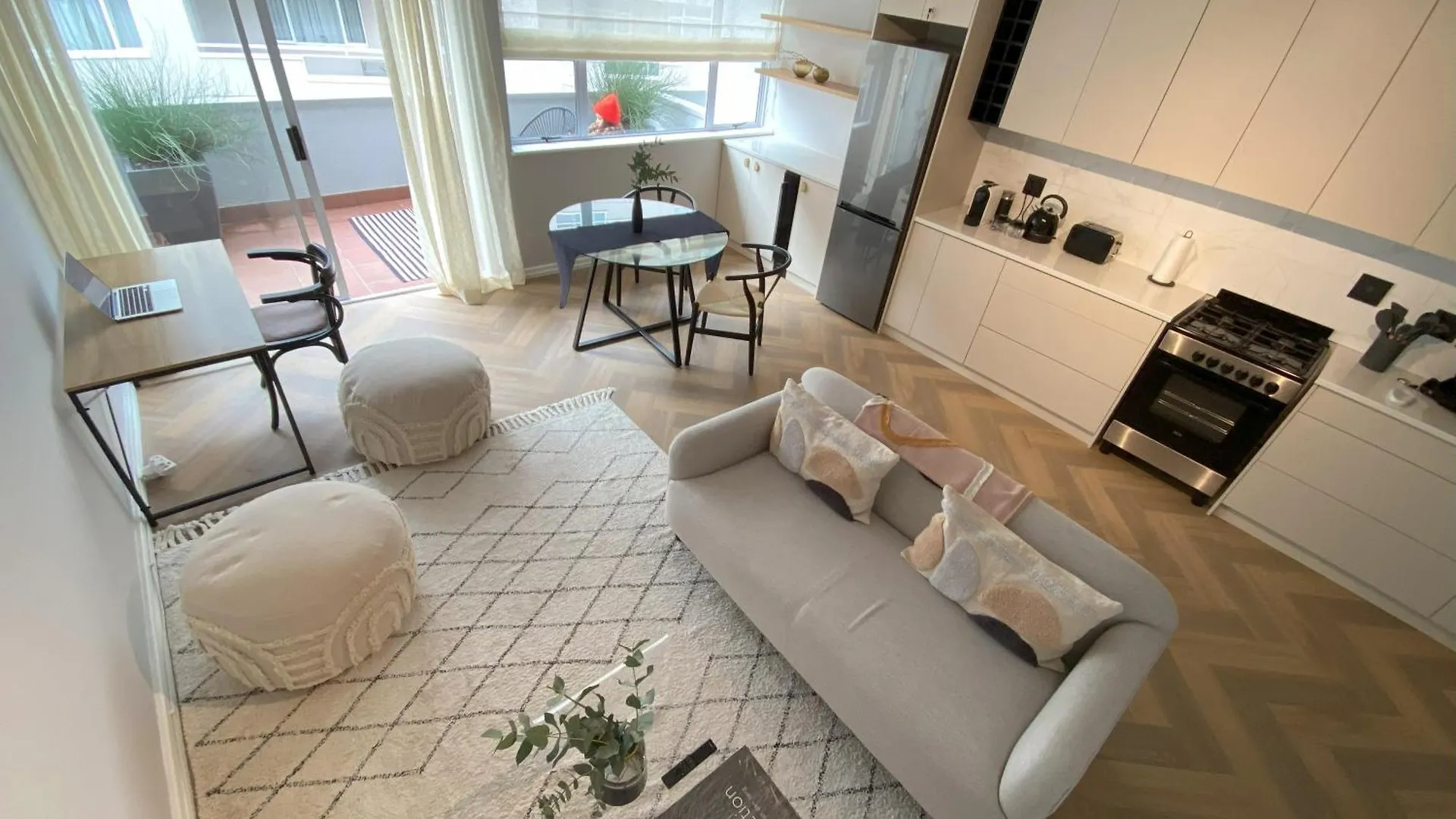 Lido Beachfront Apartment Sea Point Cape Town Güney Afrika